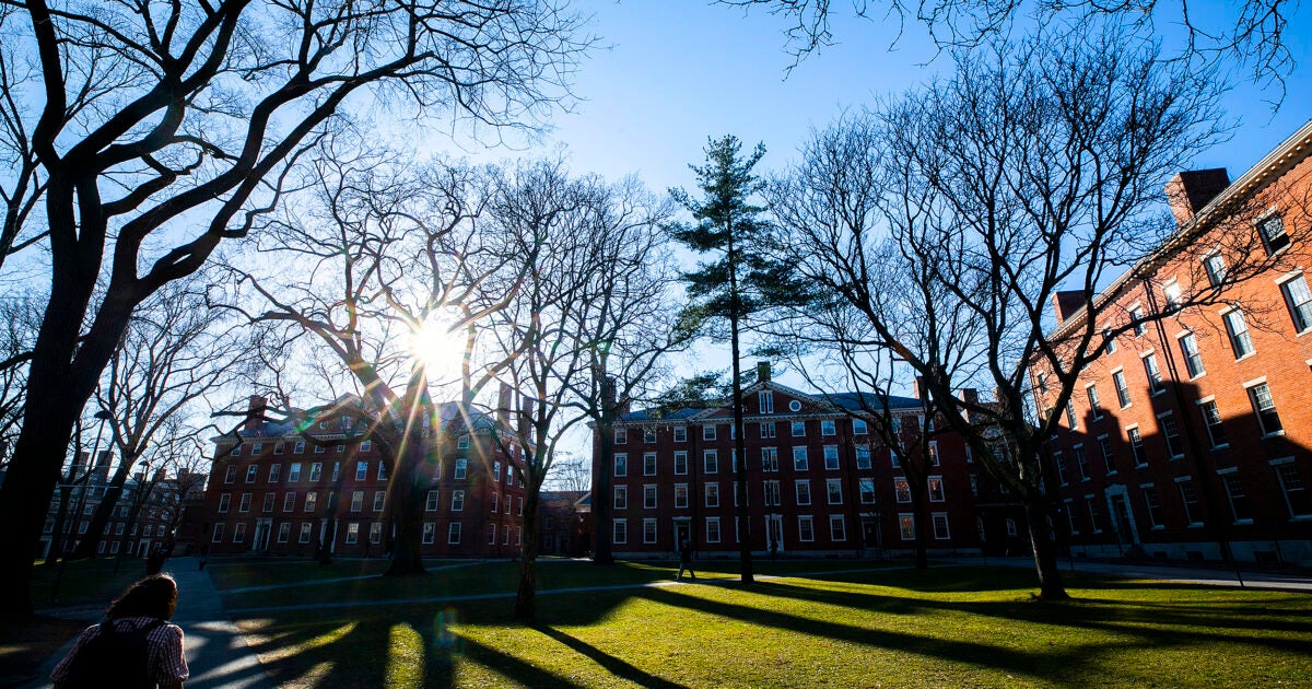 Harvard to expand financial aid starting with Class of ’26