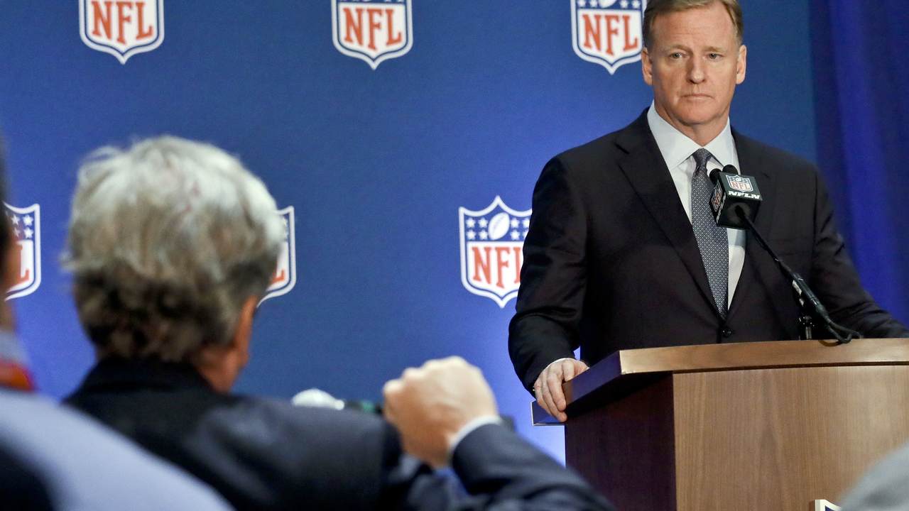 NFL Will Require Every Team to Hire Minority Offensive Coach for Upcoming Season